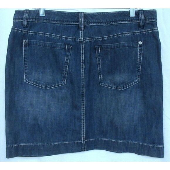 GH Bass & Co Size 10 Dark Denim Short Pencil Skirt Straight 100% Cotton 5 Pocket - Picture 3 of 4